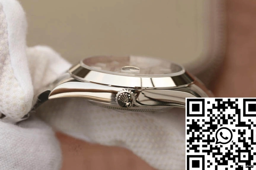 Dial Rolex White M126300-0005 Factory EW Datejust 0310